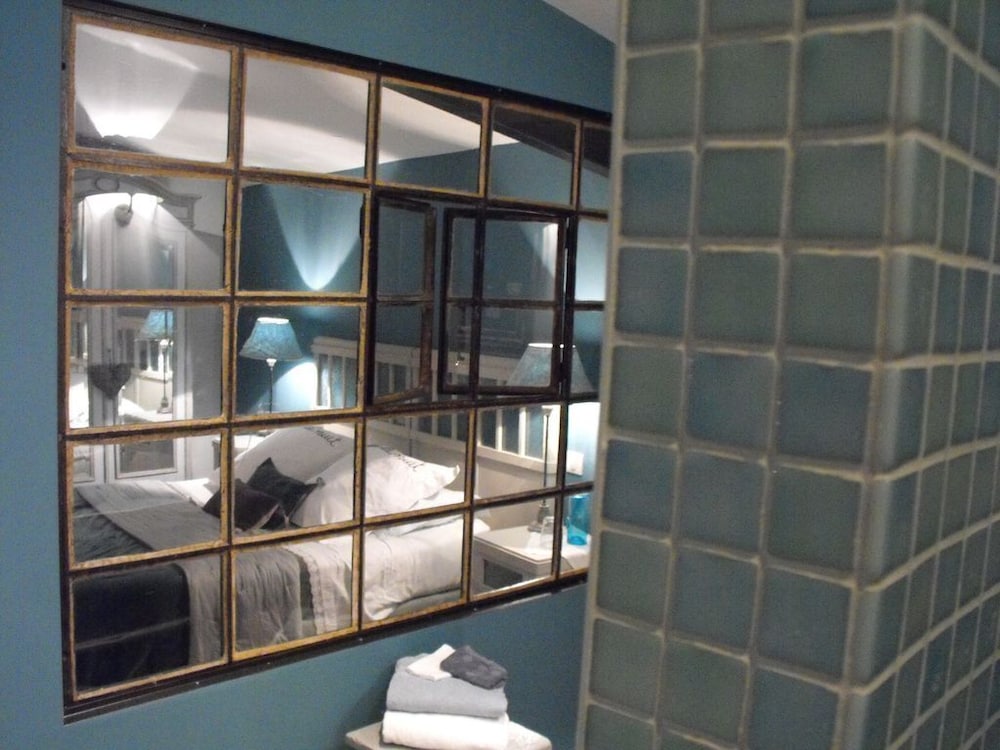 Superior Double Room, Ensuite, Garden View (Tourterelle) photo 2