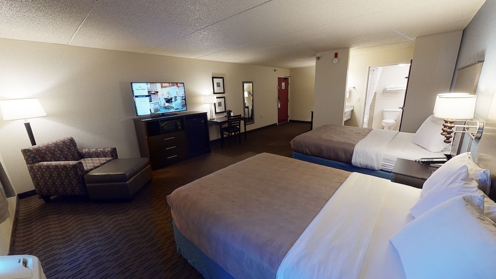 Deluxe Room, 2 Queen Beds, Non Smoking, Corner - Photo 4