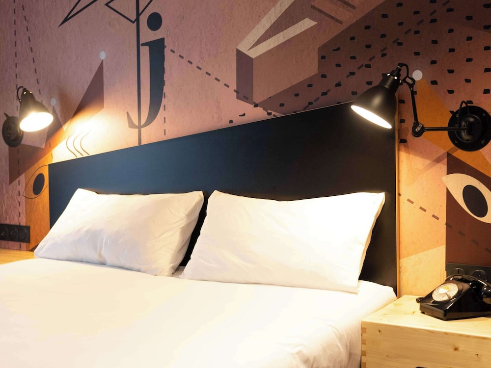 Standard Room, 1 Double Bed - Photo 8