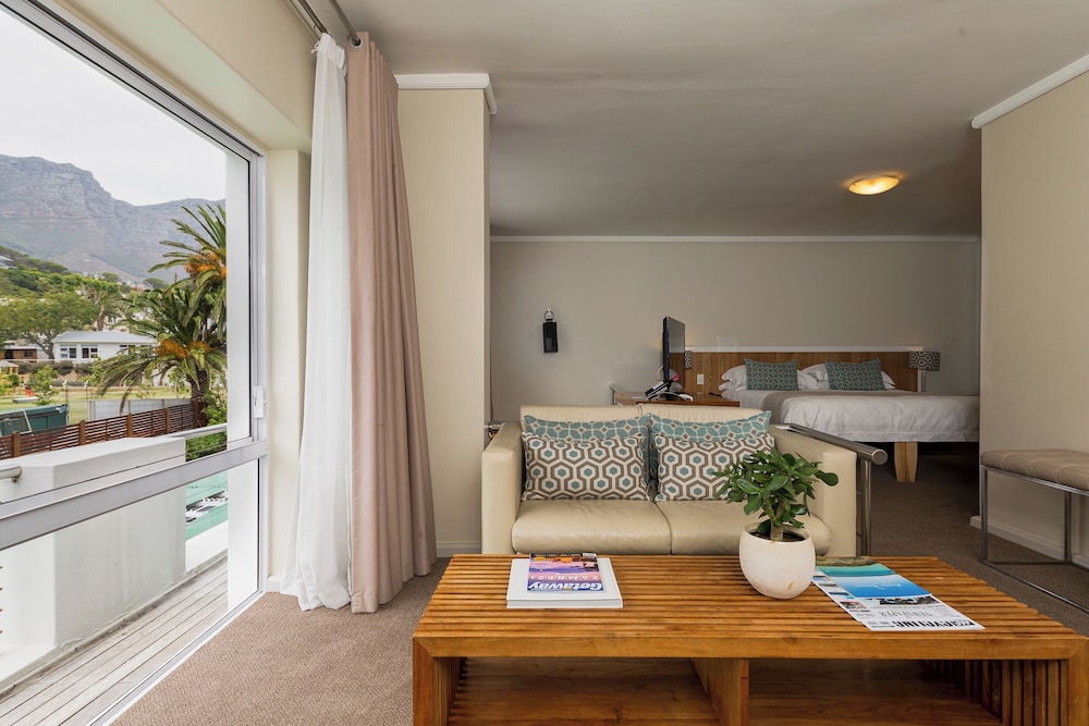 Mountain View Suites - Photo 3