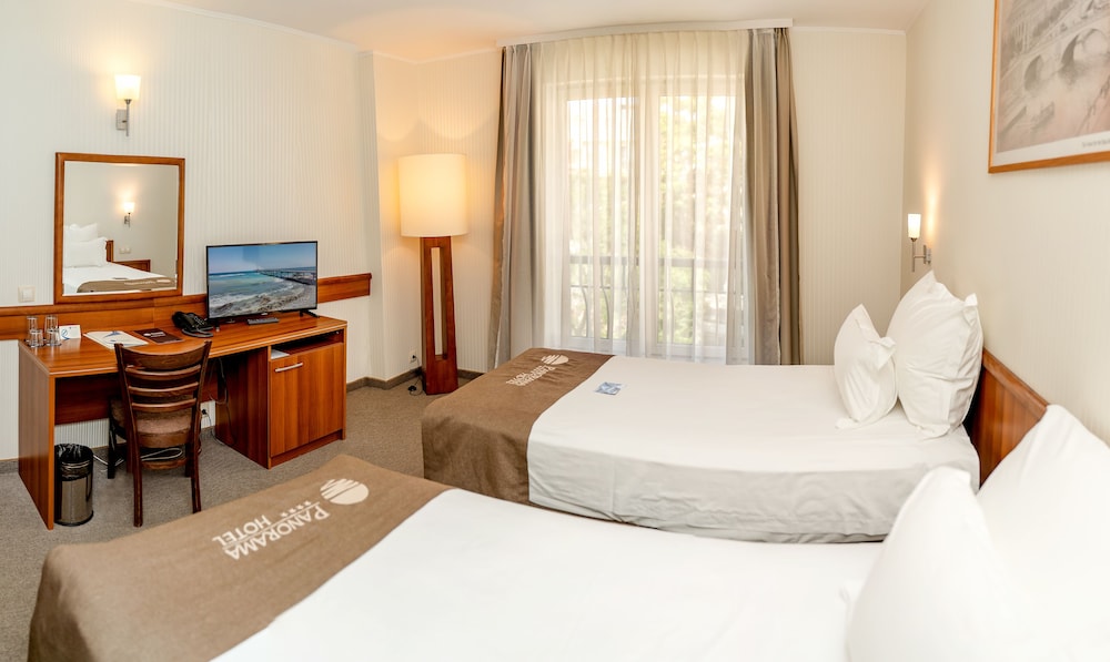 Double Room, Sea View - Photo 3