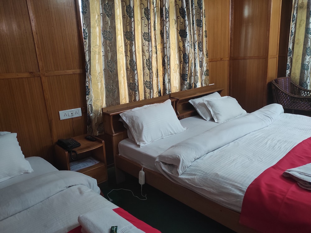 Deluxe Triple Room - Photo 6