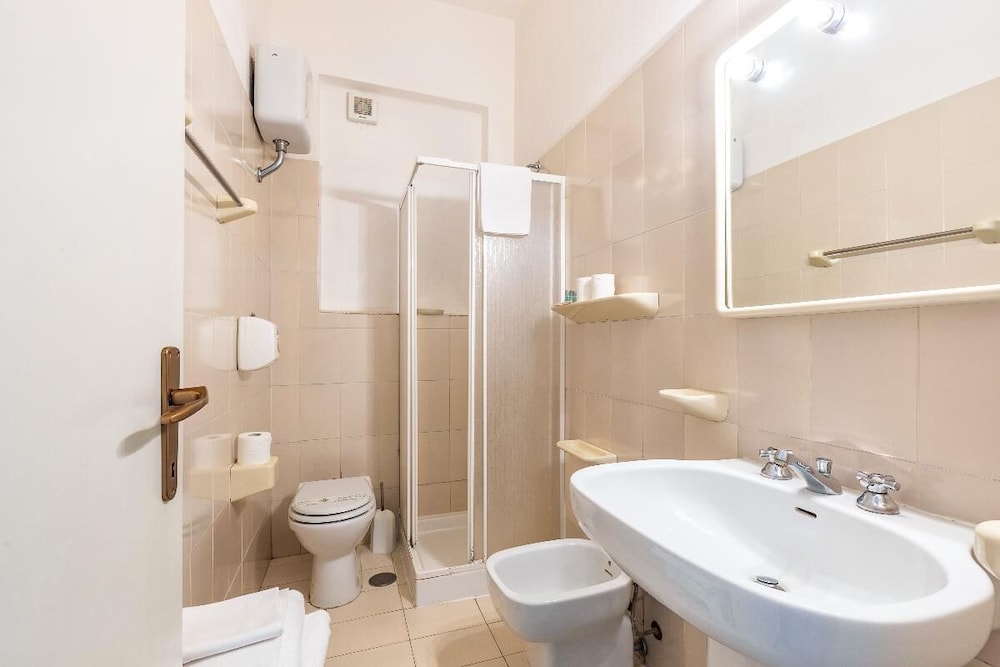 Standard Double Room, Hill View - Photo 6