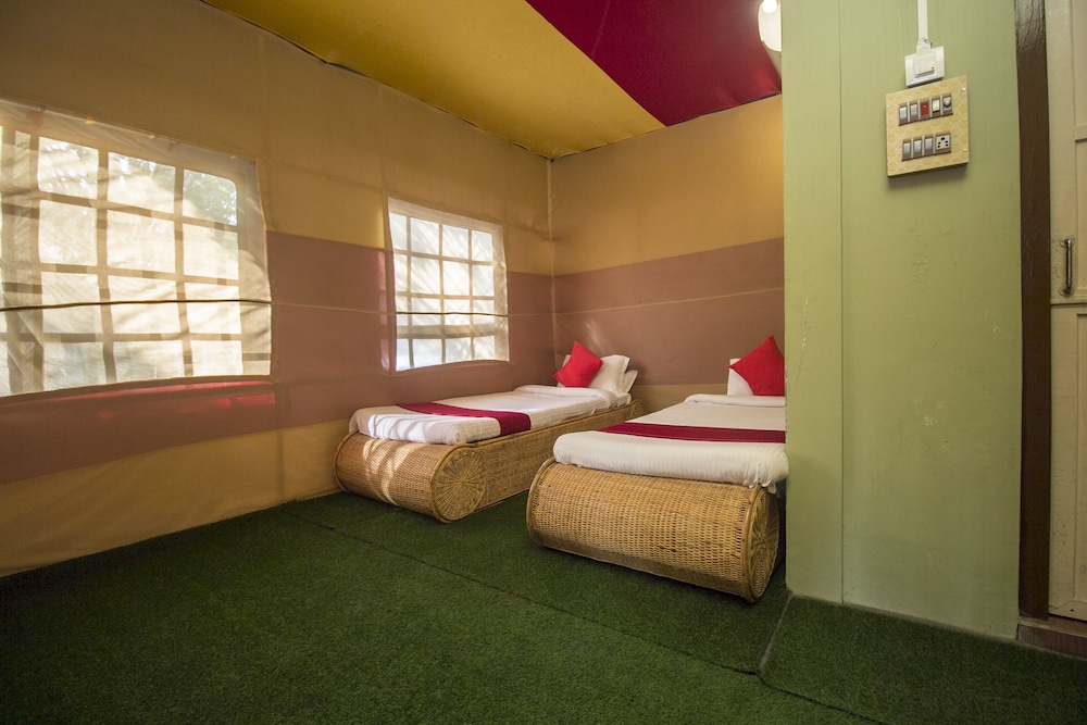 Suite, 1 King Bed photo 3