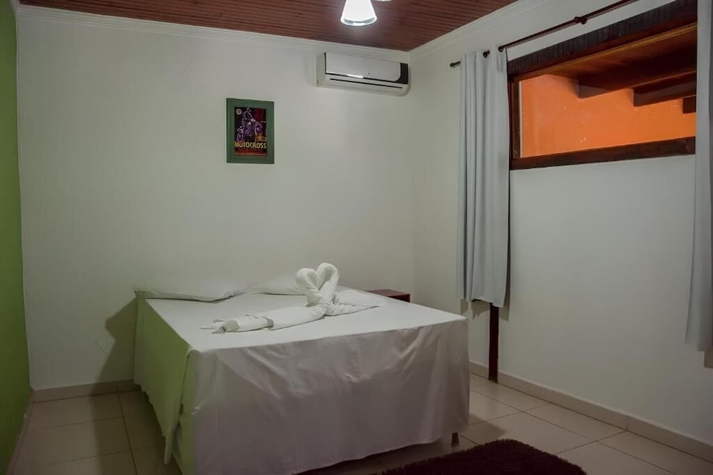 Economy Twin Room photo 1