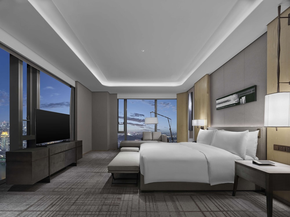 KING DELUXE SUITE - Photo 3