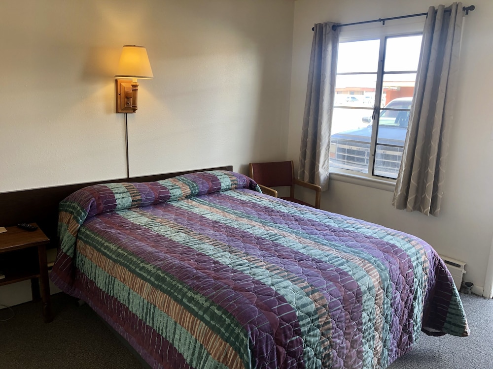 Room, 1 Queen Bed photo 1