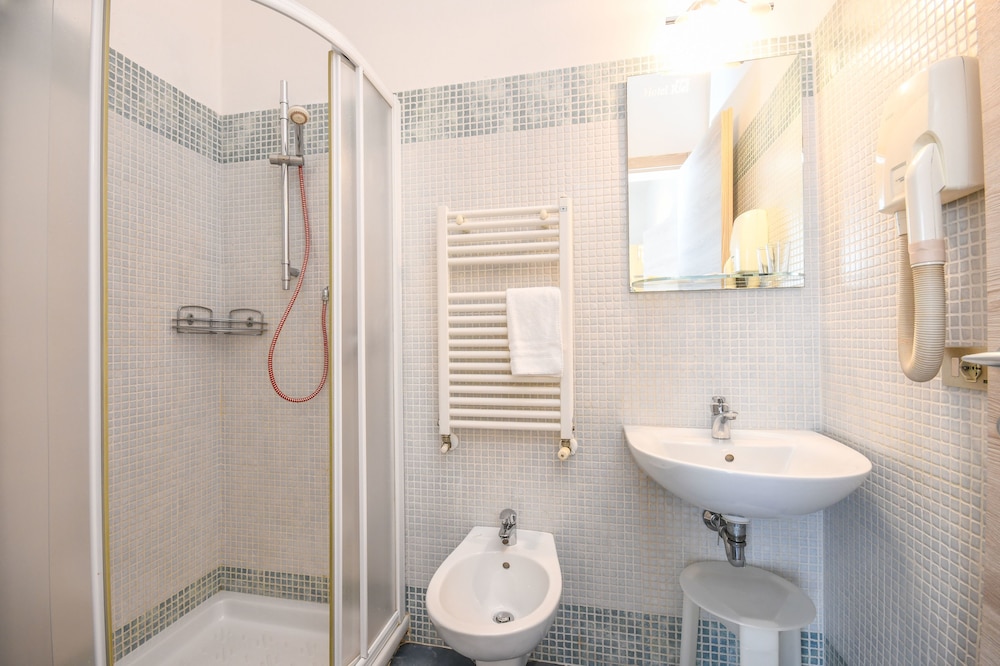 Double Room, 1 Queen Bed - Photo 7