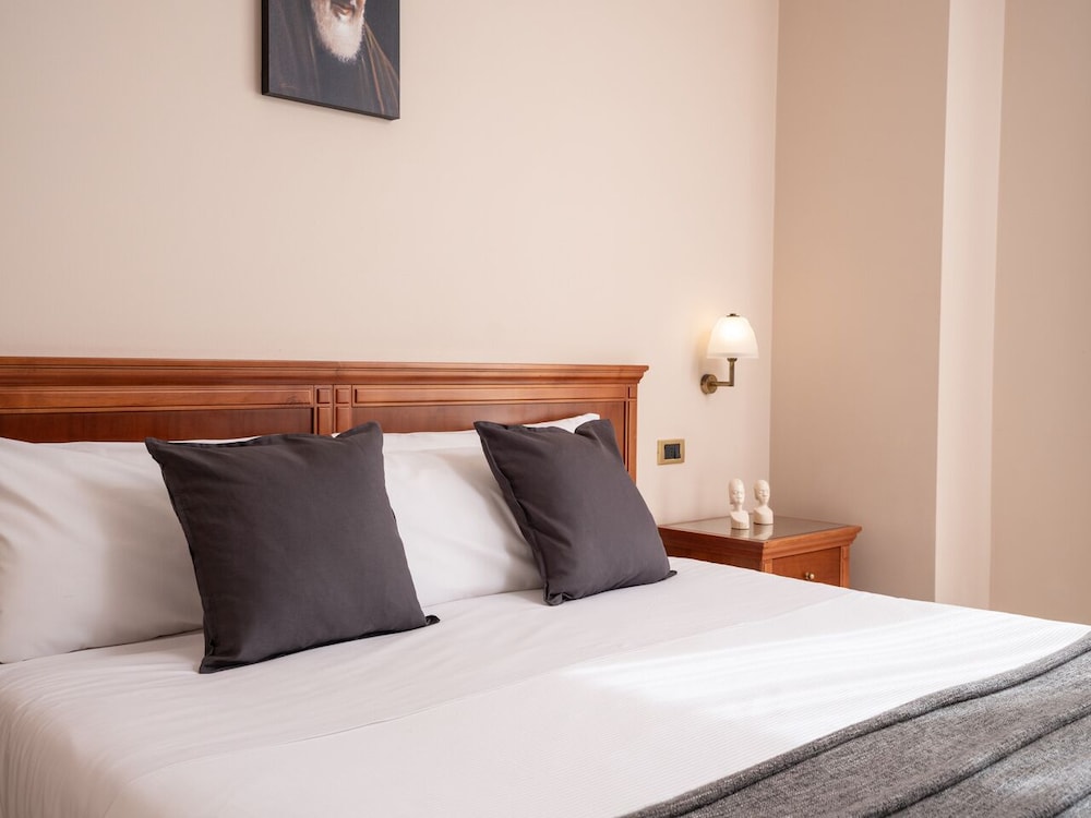 Superior Triple Room (Letto Matrimoniale e 1 Letto Singolo) - Photo 19