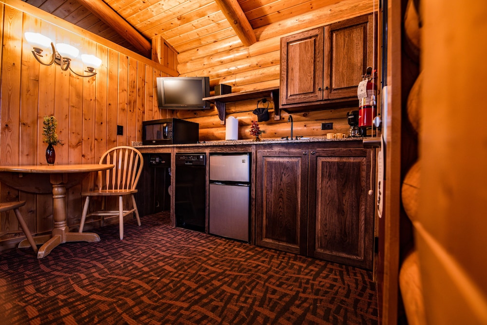 Deluxe Cabin - Photo 5