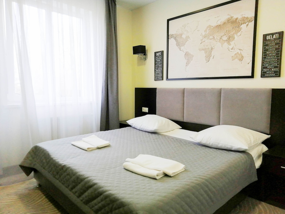 Deluxe Double Room, 1 Bedroom, Refrigerator photo 1