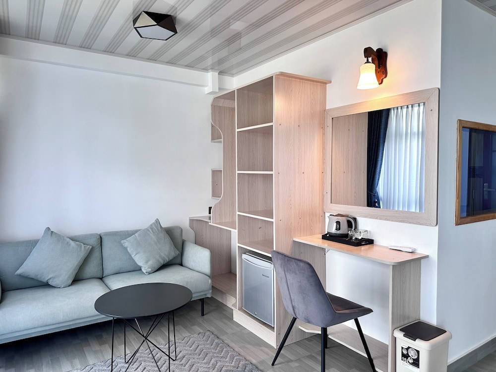 Deluxe Triple Room - Photo 6