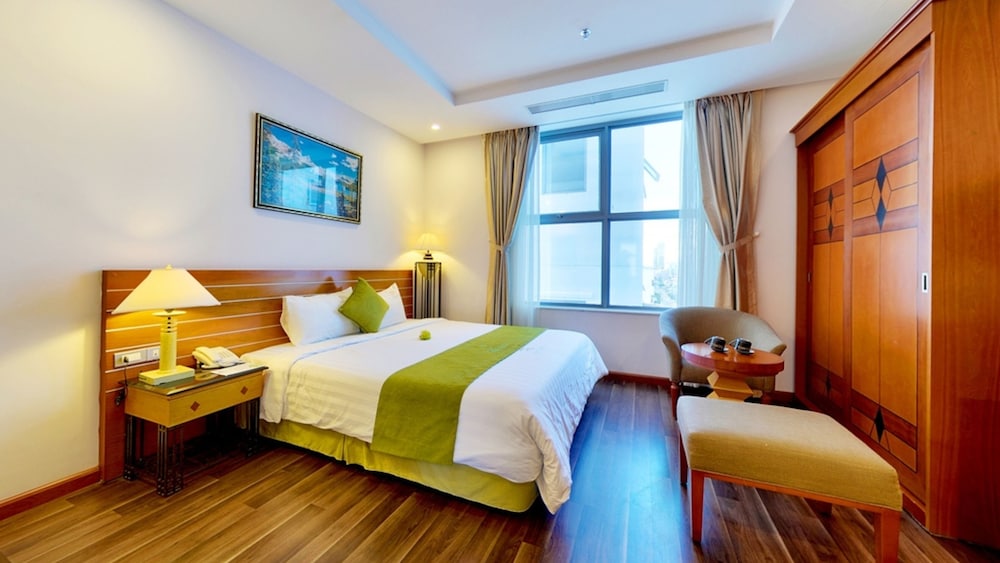 Deluxe Double or Twin Room, City View - Photo 4