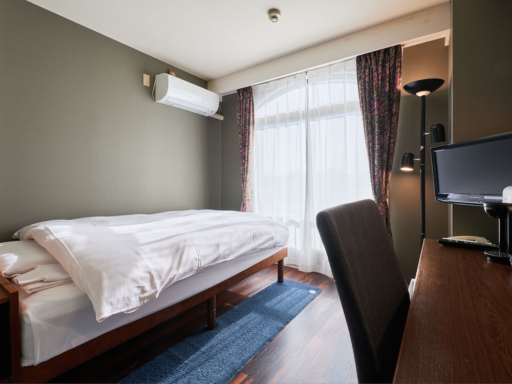 Semi Double Room, Non Smoking photo 3