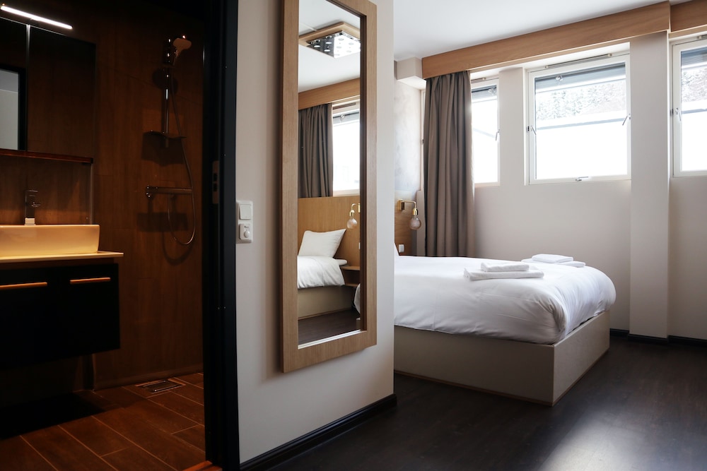 Basic Twin Room photo 3