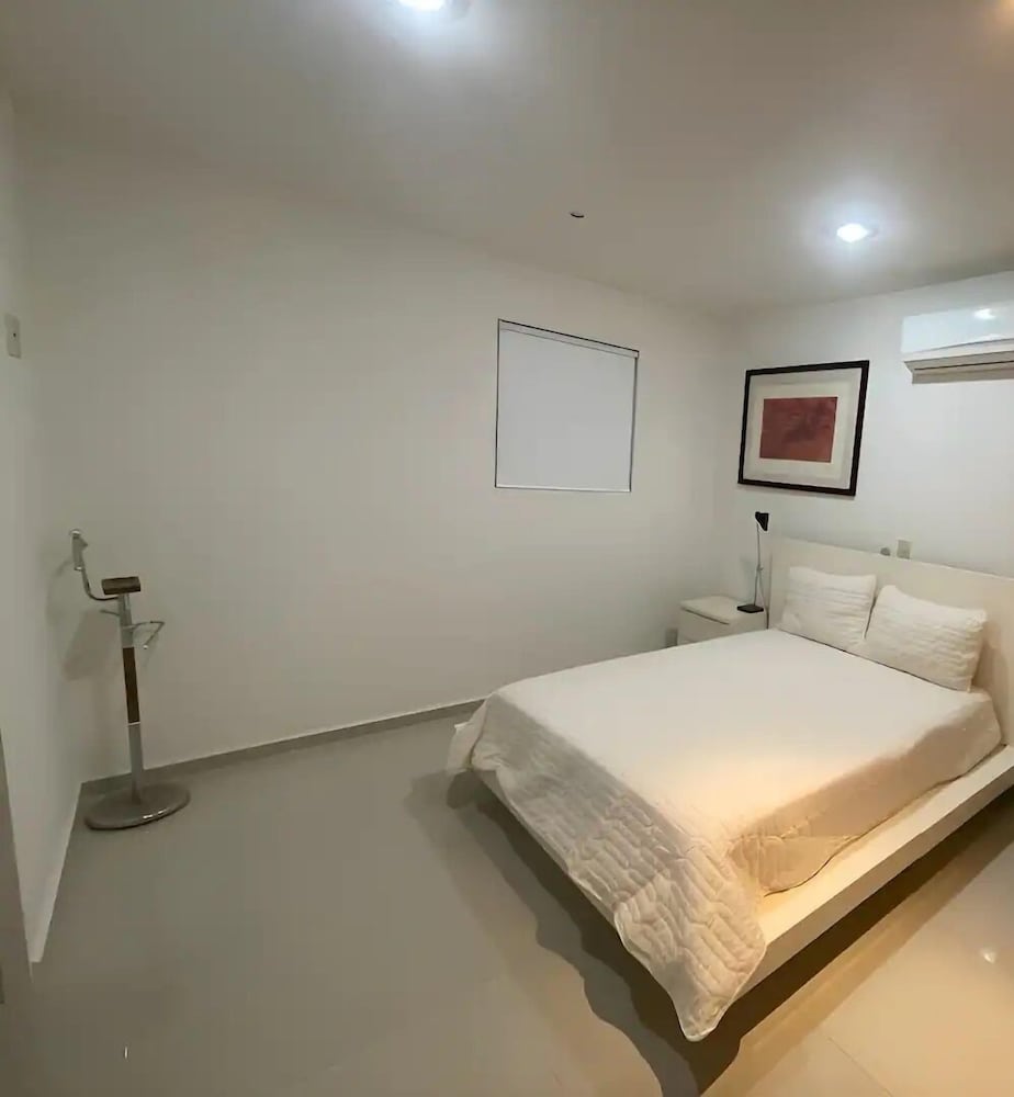 Comfort Condo, 3 Bedrooms, Pool Access, Bay View photo 2