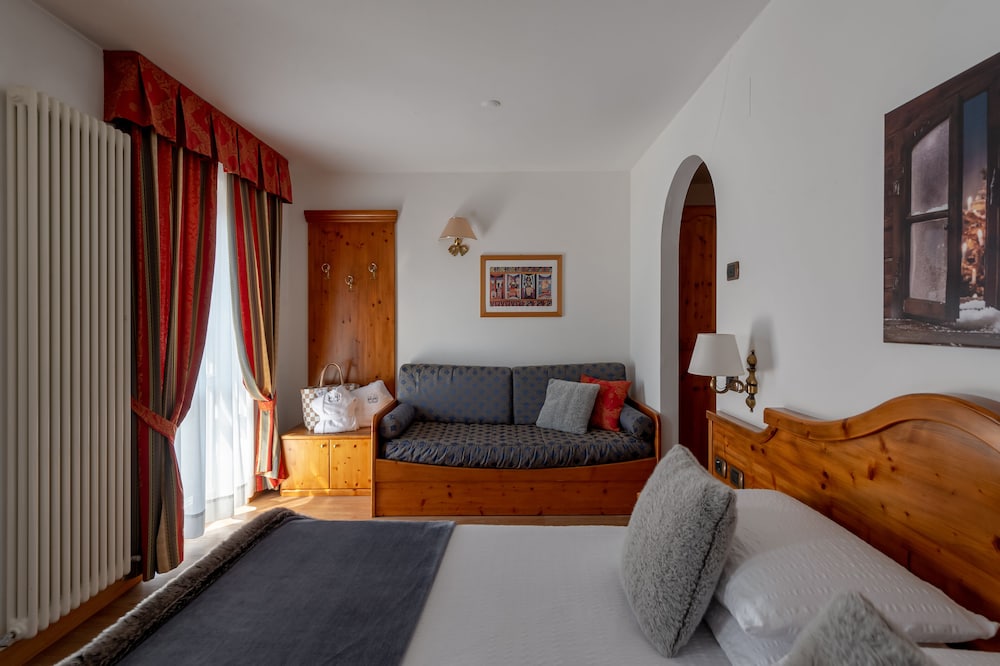 Classic Double Or Twin Room, Mountain View photo 3