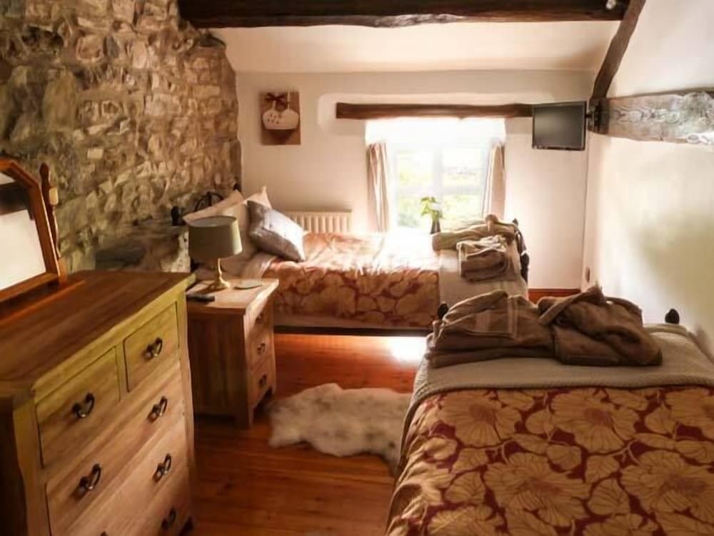 Cottage photo 2