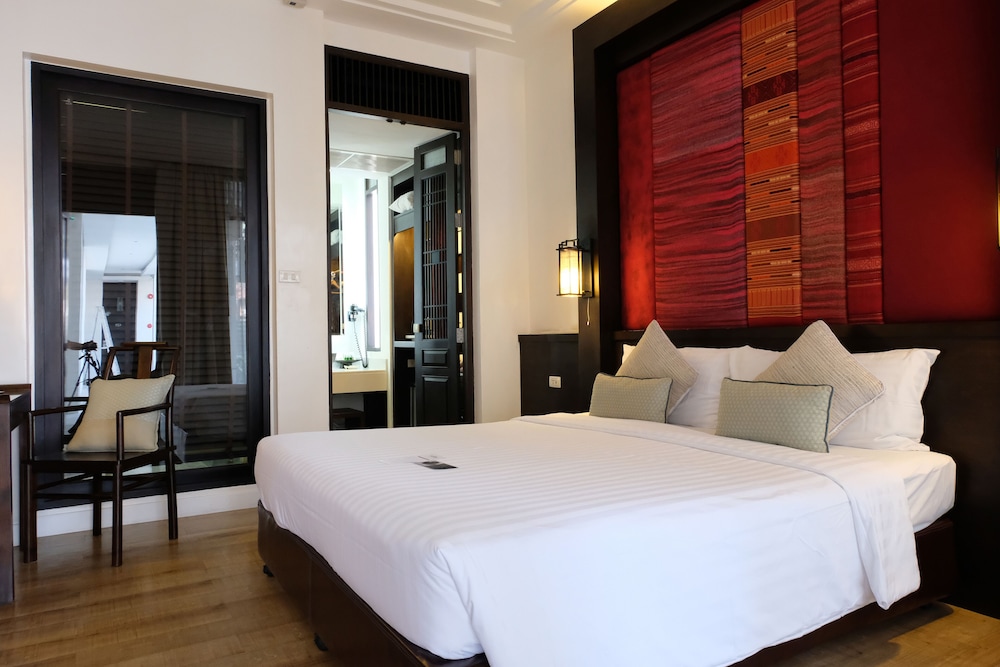 Superior Room, 1 Double or 2 Twin Beds - Photo 8