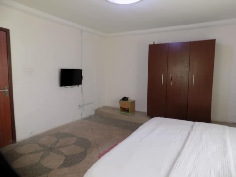 Royal Suite photo 2