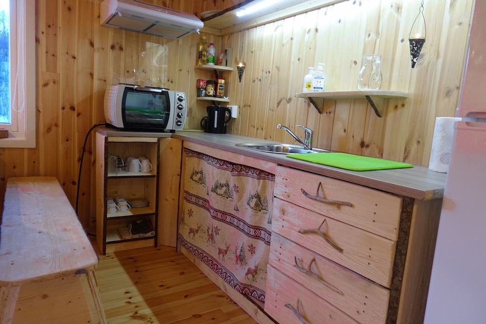 Cabin photo 2