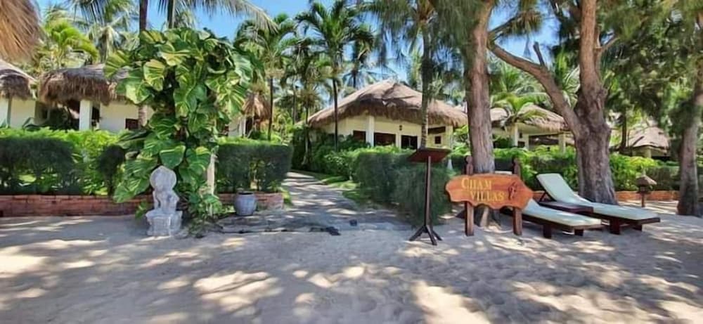 Villa, Beachfront - Photo 11