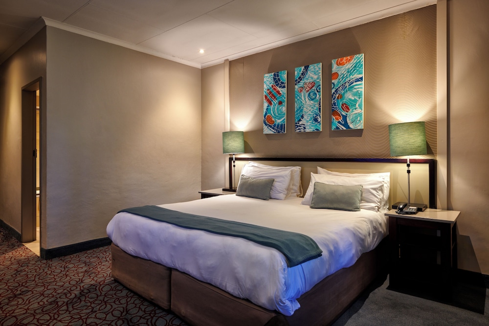 Classic Room, 1 King Bed - Photo 1