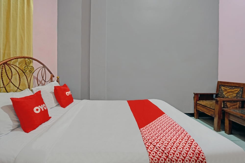 Standard Double Room - Photo 11