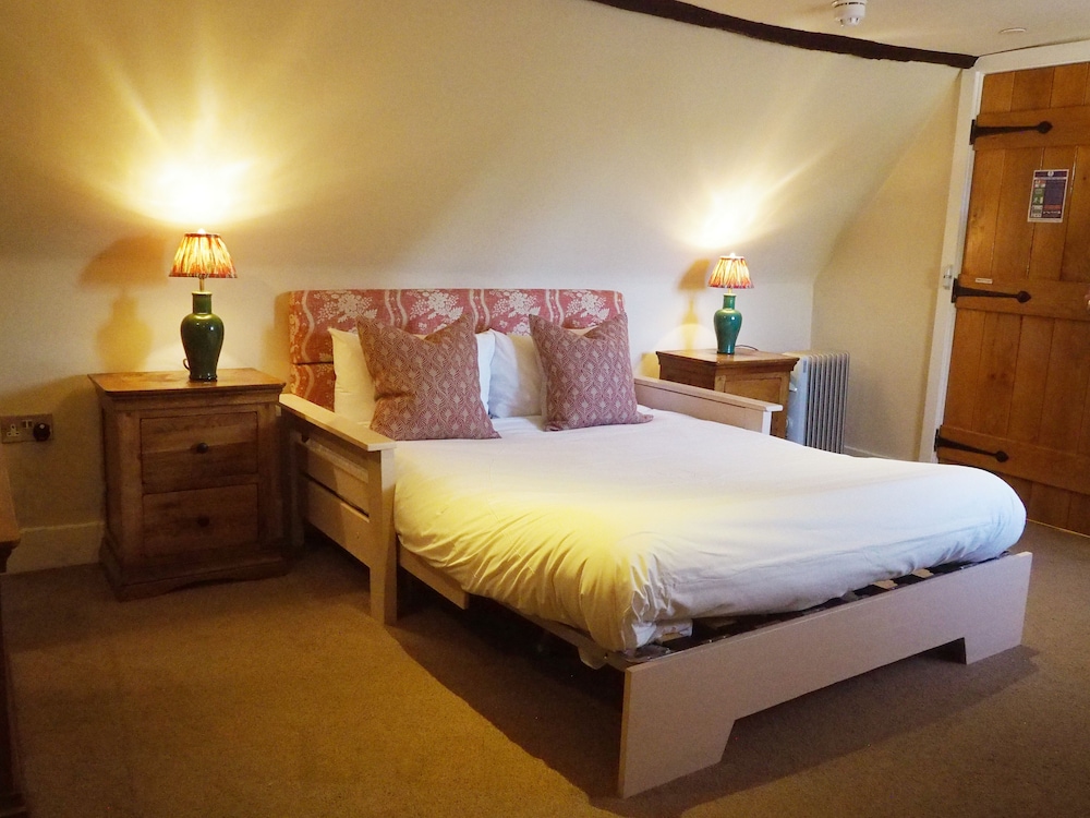Family Room, Multiple Beds (Accessible by a steep stair case) photo 3
