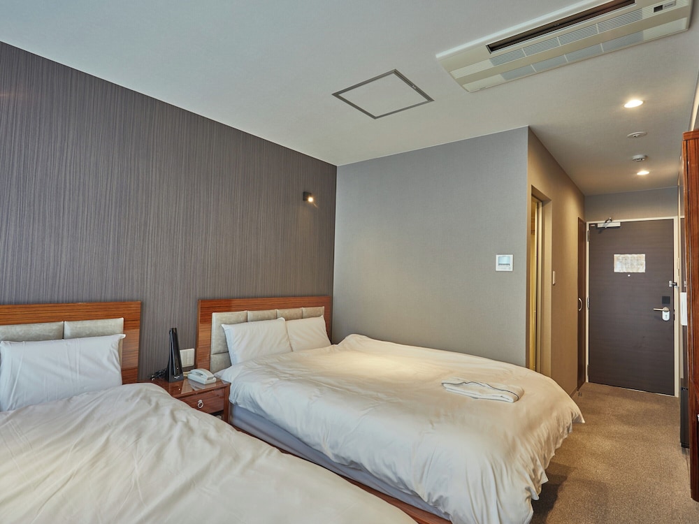 Deluxe Twin Room - Photo 7