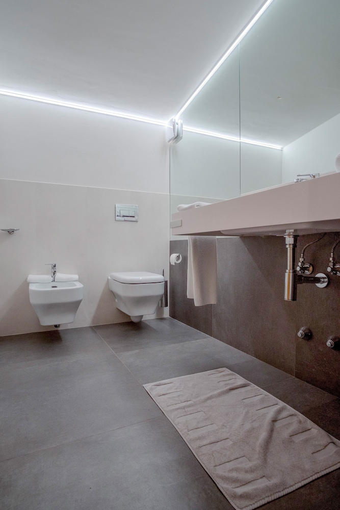 Family Triple Room, Park View photo 3