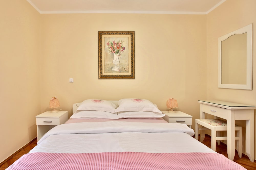 Romantic Double Room - Photo 12
