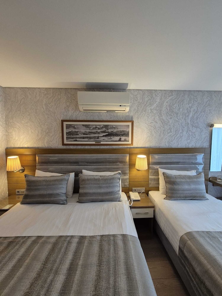 Comfort Triple Room photo 1