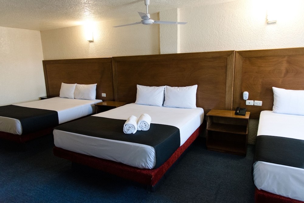Grand Triple Room photo 1