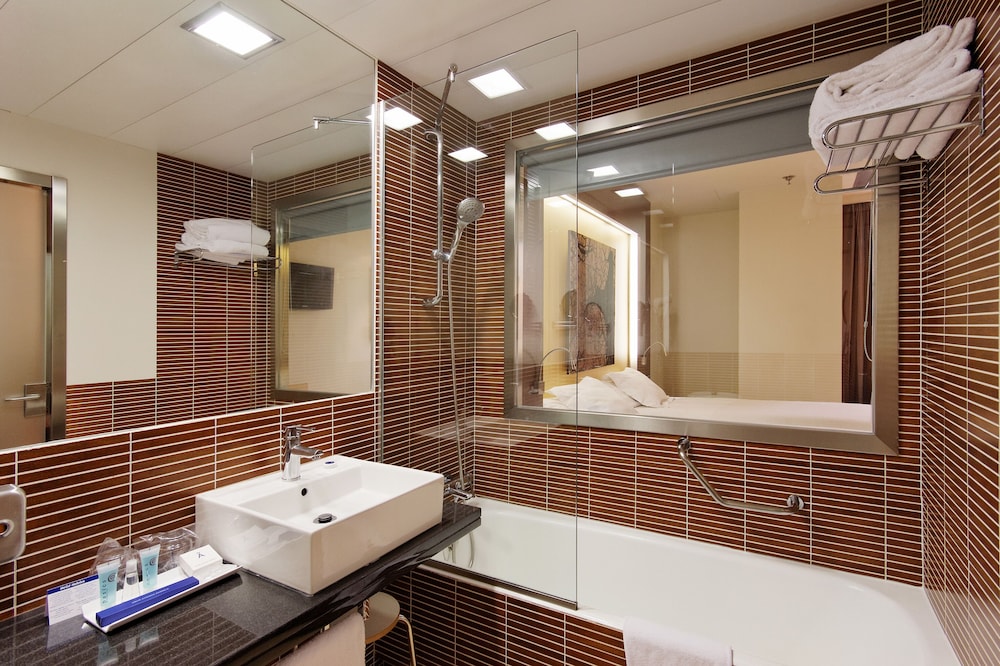 Melia Twin Room