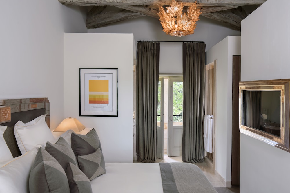 Royal Suite photo 1