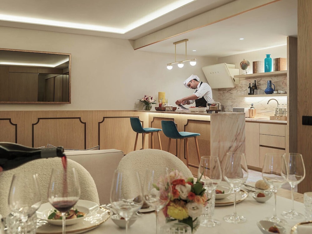 Signature Suite (Garden) - Photo 12