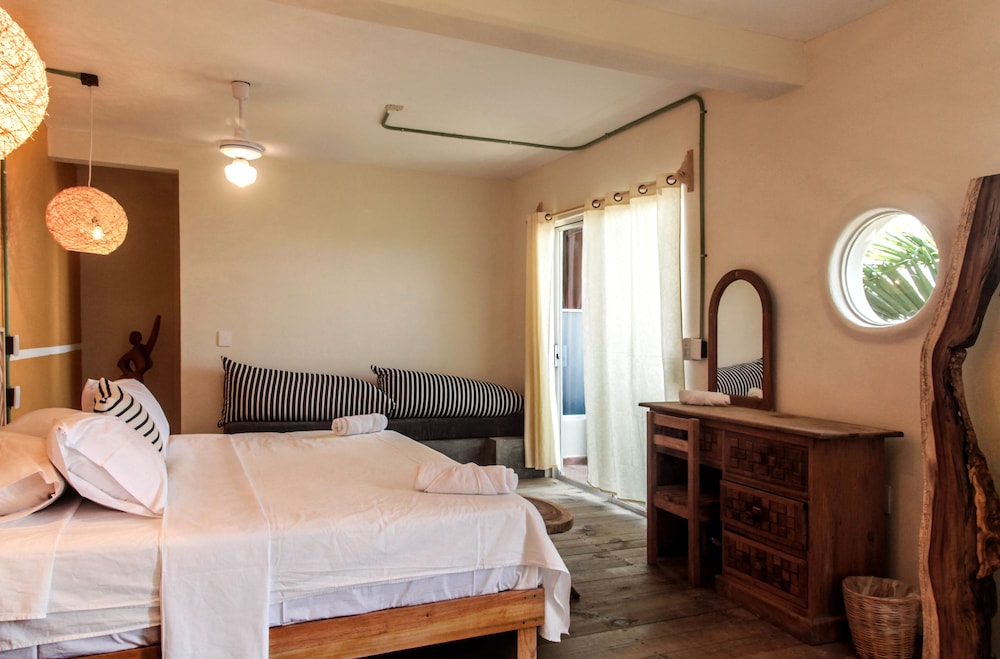 Basic Standard Room