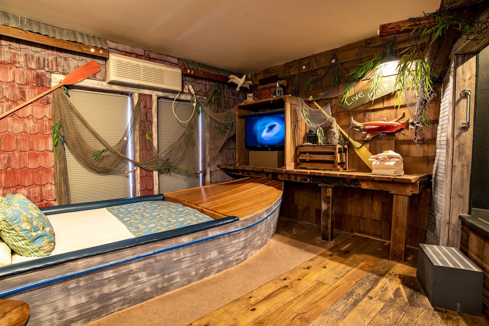 Room (Fishermans Wharf)