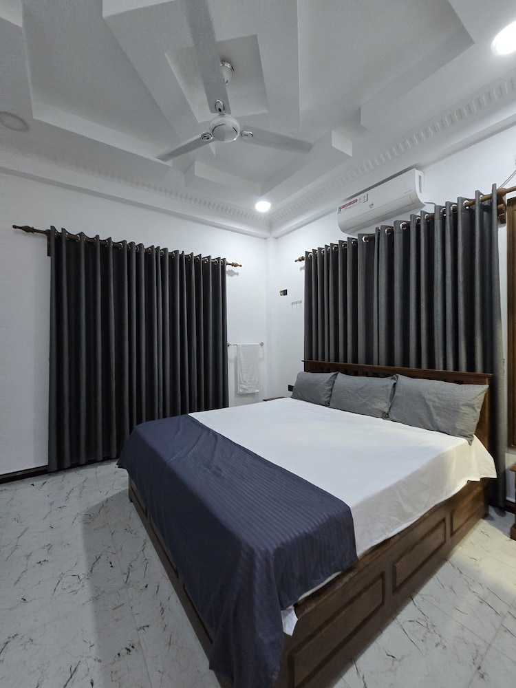 Deluxe Double Room, Balcony, Garden View photo 3