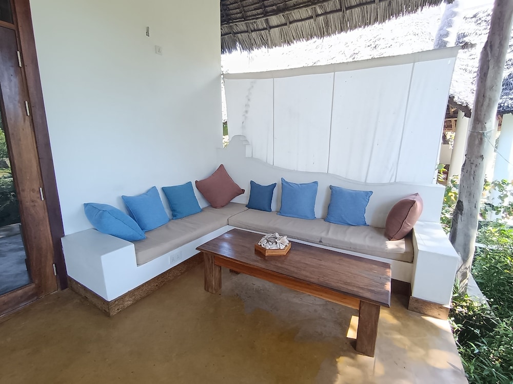 Deluxe Double Room, Balcony, Garden View photo 3