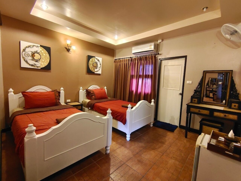 Basic Twin Room - Photo 1