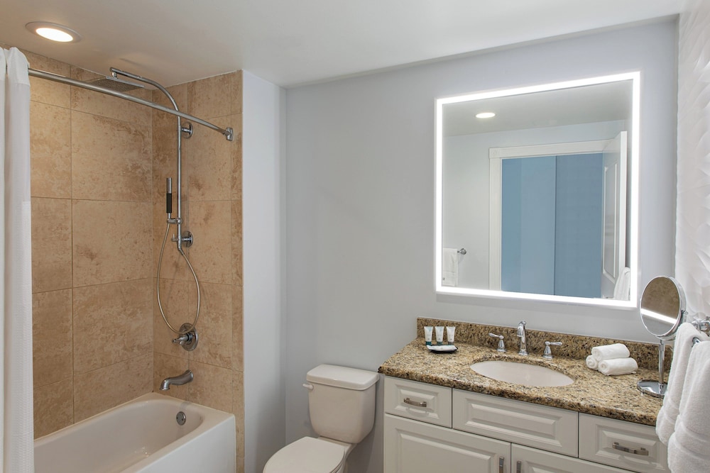 Traditional Room, 2 Queen Beds, River View (Balcony) - Photo 6