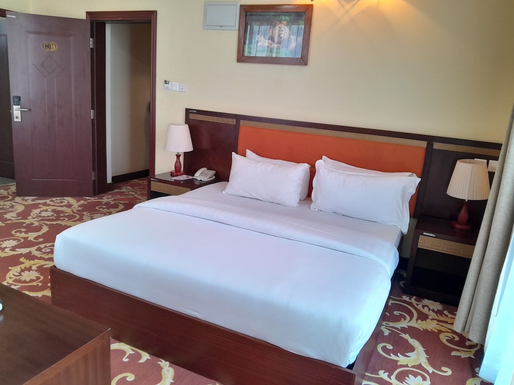 Deluxe Double Room, City View