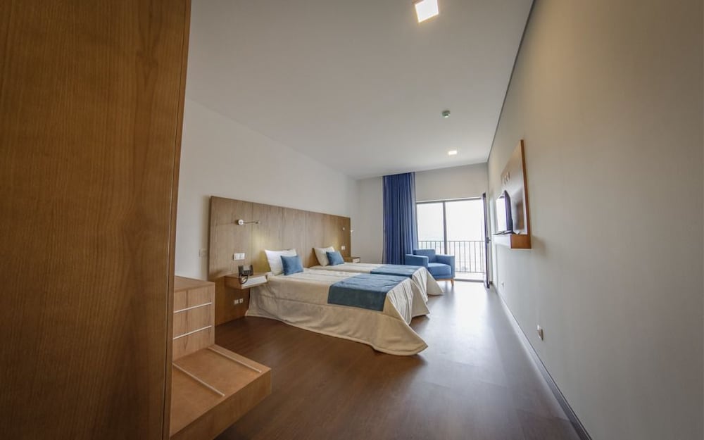 Twin Room, 3 Twin Beds