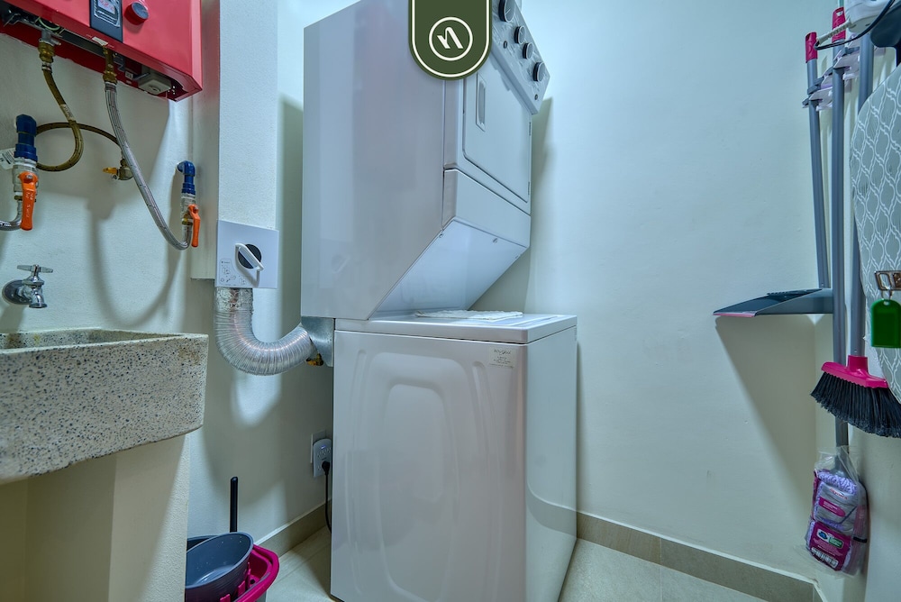 Premier Apartment photo 2
