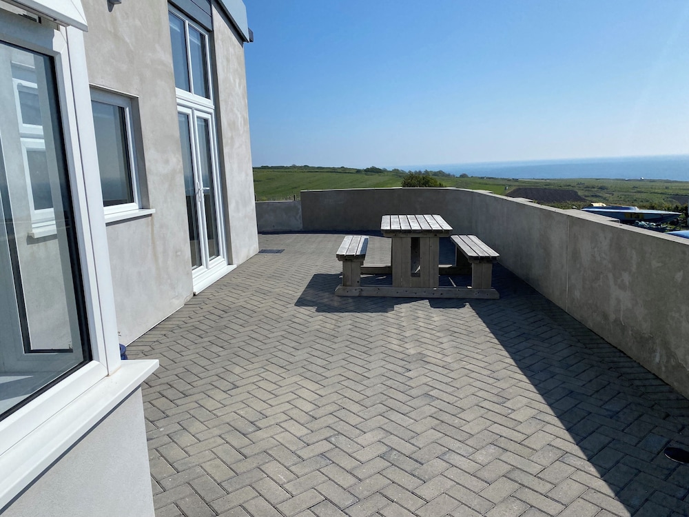 Cottage photo 2