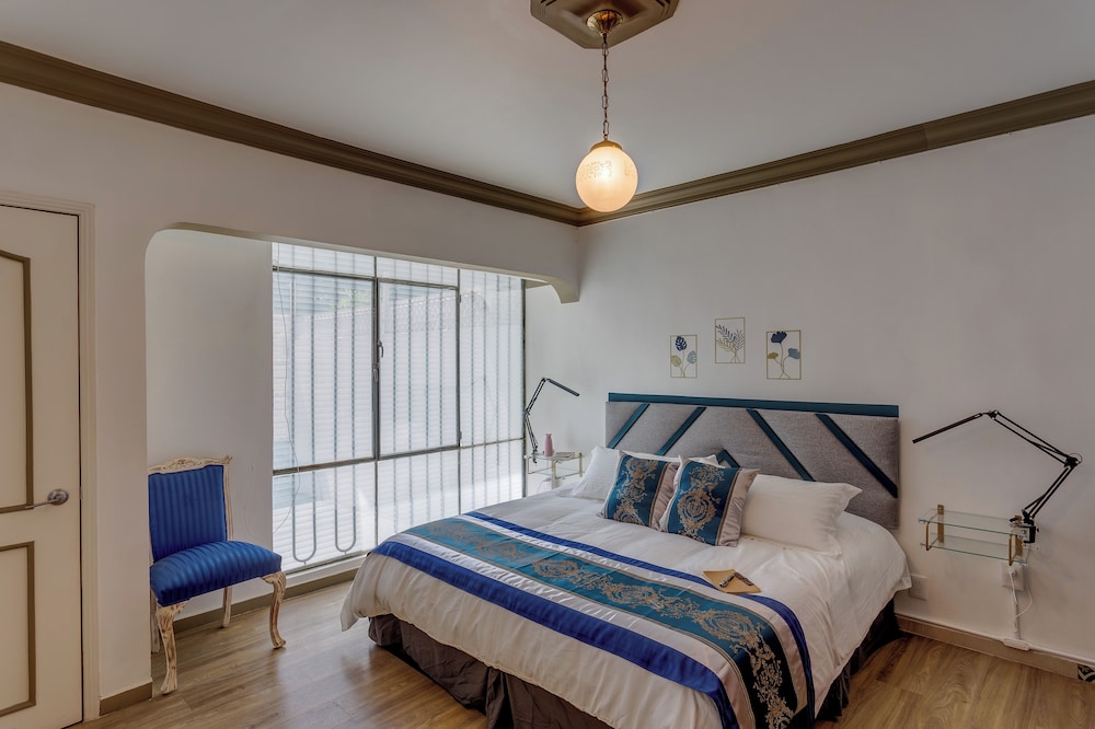 Luxury Room
