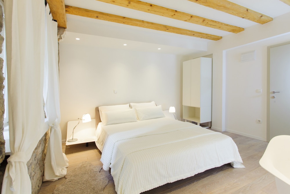 Delux Double Room 1, City view photo 2