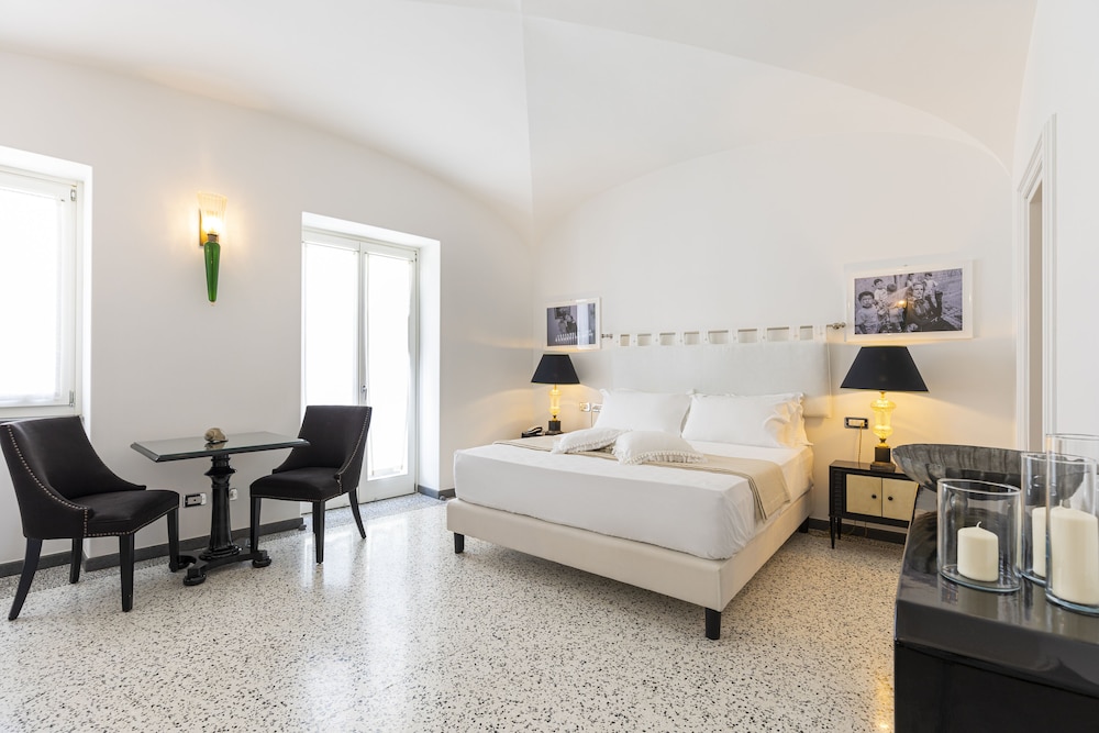 Superior Double Room, 1 King Bed, City View